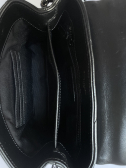 Сумка Yves Saint Laurent LouLou Tablet Holder Flap Bag Matelasse