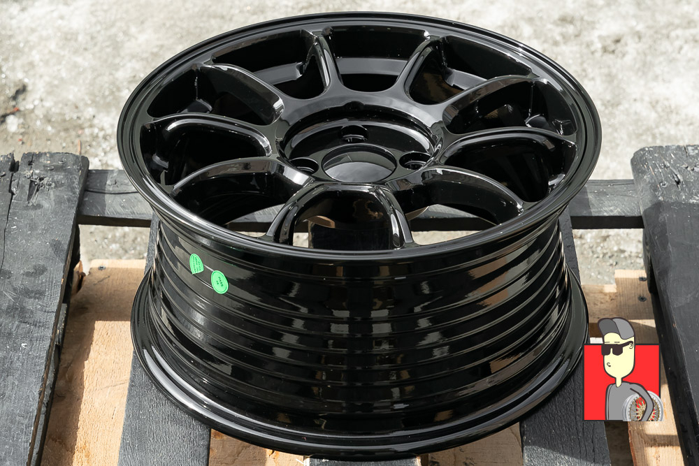 Комплект дисков Rays ZE40 15x7 et35 4x100