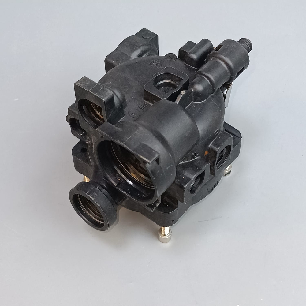 Б/У крышка (улитка) насоса для котлов FERROLI, Koreastar (2 отверстия с боку открыты, под Wilo, ERCO, DWP-F) арт. 452121202