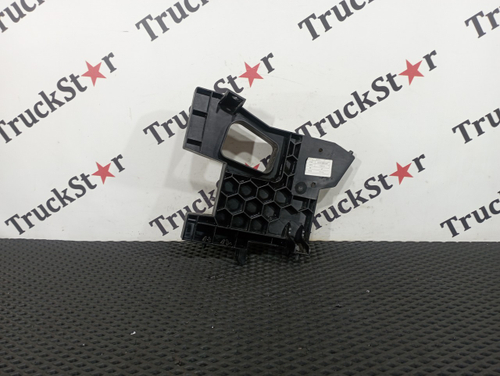 Кронштейн крепления торпедо