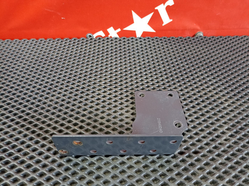 Кронштейн осушителя воздуха