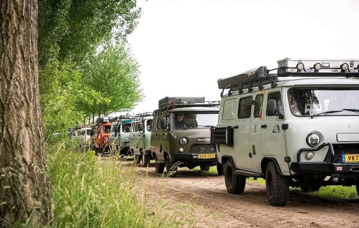 Защита, тепло и аккуратный вид салона