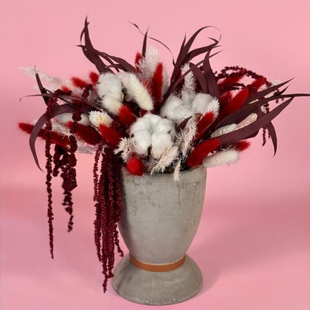 КОМПОЗИЦИЯ ИЗ СУХОЦВЕТОВ "РУБИНОВЫЙ САД"