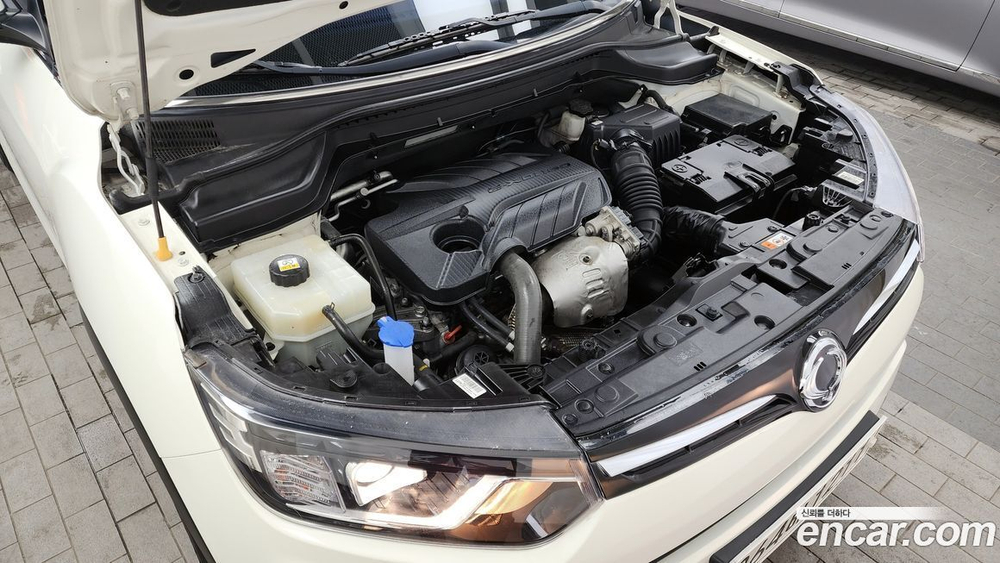 KG Mobility (Ssangyong) Very New Tivoli Дизель 1.6 2WD (06.2020)