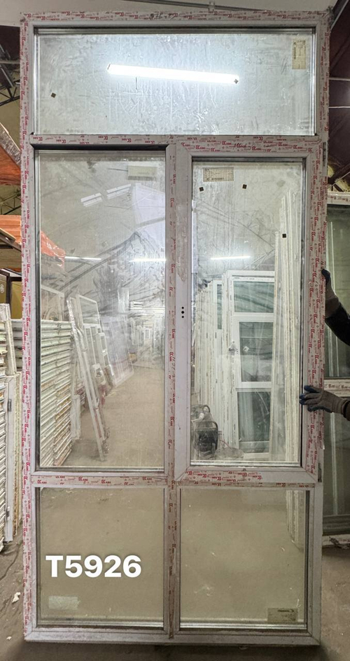 Окно Пластиковое Б/У 303 (246) (в) х 146(ш)