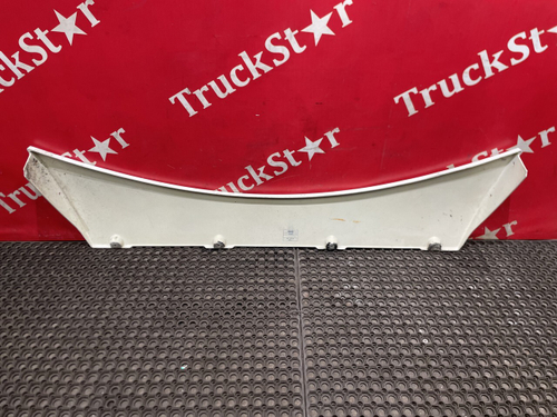 Спойлер кабины верхний