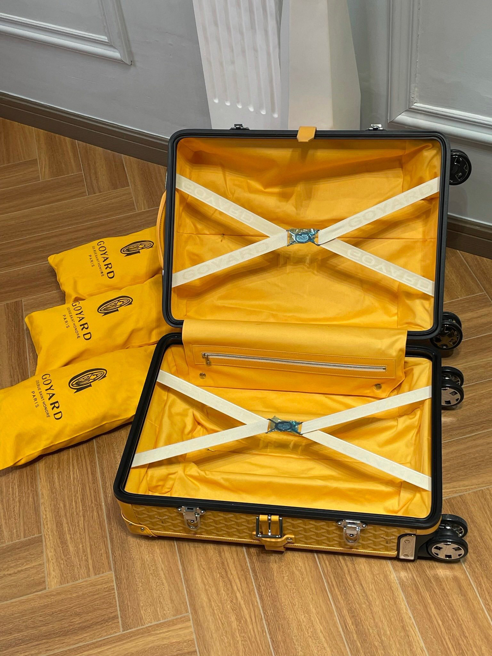 Goyard Bourget PM Trolley Case