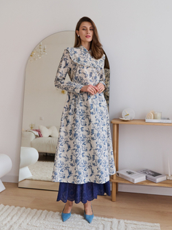 Платье с вшитой манишкой