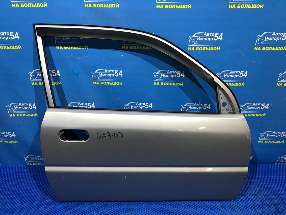 Дверь передняя правая Honda LOGO 2000