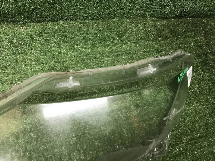 Стекло фары левое Nissan Qashqai 2 j11 (2013-2019)