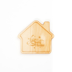 Деревянная менажница из кедра для подачи блюд и закусок с гравировкой "Home, sweet home!"