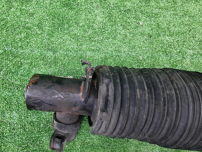 Стойка пневматическая правая BMW X5 G05 (18-23)