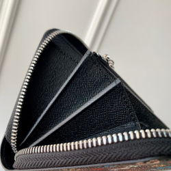Louis Vuitton Zippy Wallet