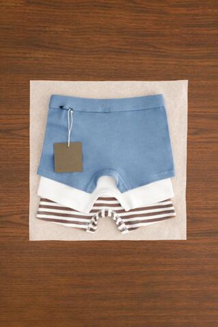 ZARA ZARA TIMELESS — НАБОР ИЗ ТРЕХ БОКСЕРОВ С ЭТИКЕТКОЙ, СИНИЙ/ЧЕРНЫЙ