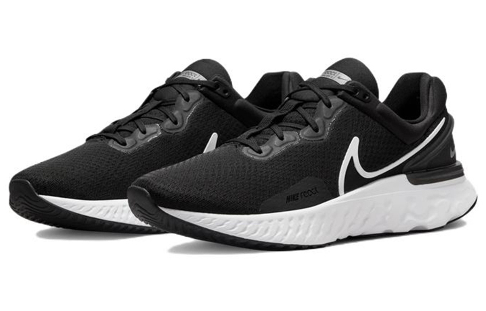 Кроссовки Nike React Miler 3