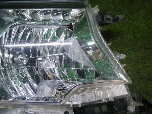 Фара правая Toyota Land Cruiser Prado 150 (2017-н.в.) галоген