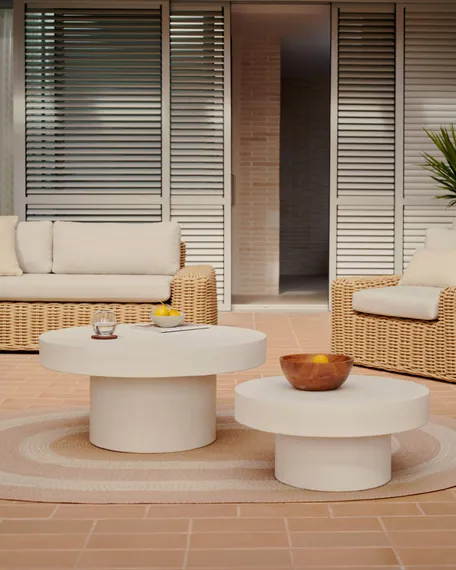 Журнальный столик Aiguablava, Ø66 см, белый цемент