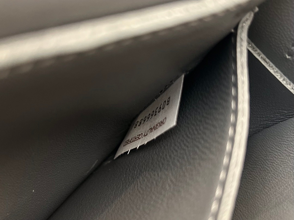 Bottega Veneta Small Cassette 19 cm