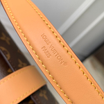 Louis Vuitton Pochette Mia