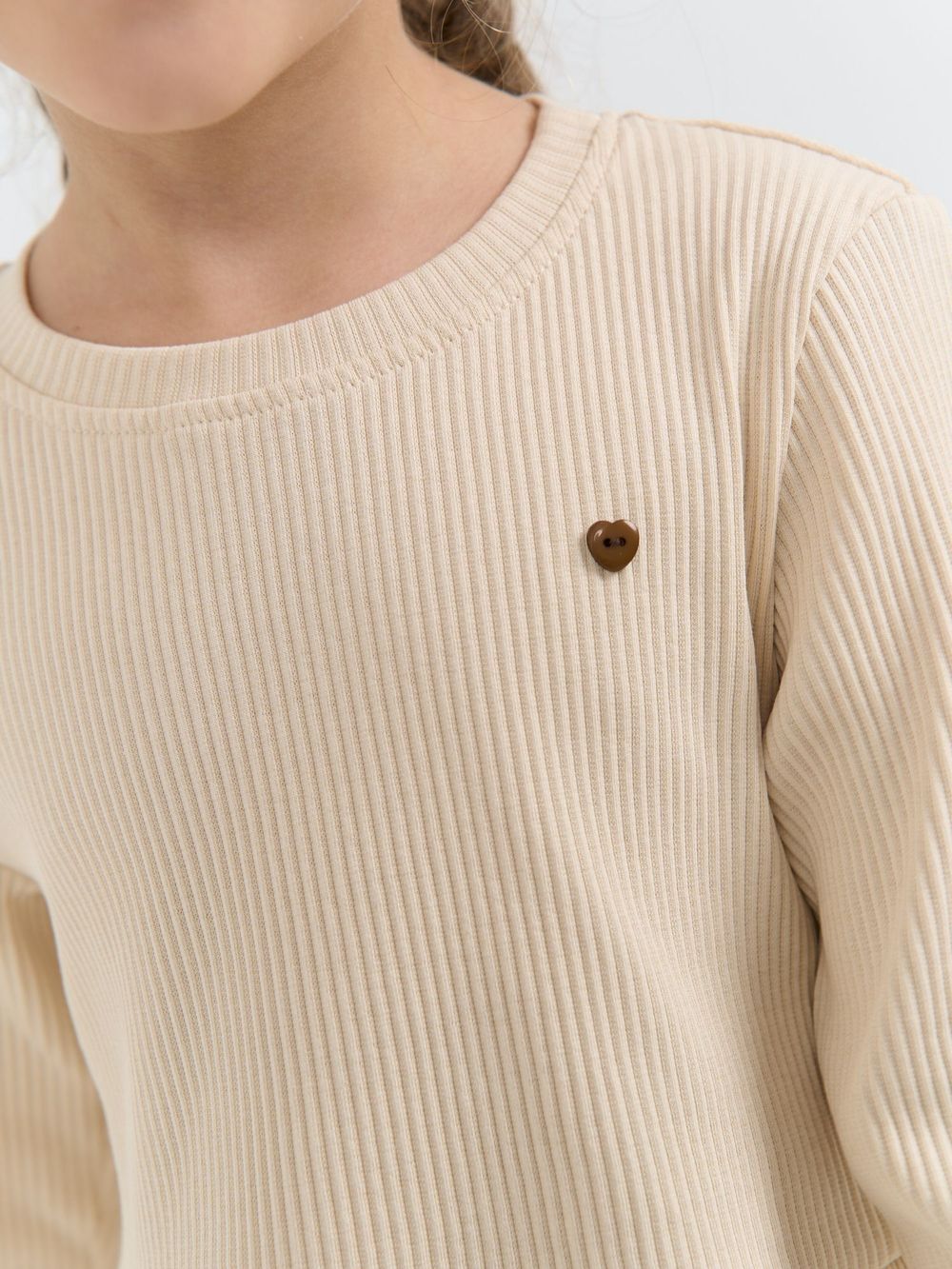 Лонгслив с баской "Крем-брюле" в рубчик