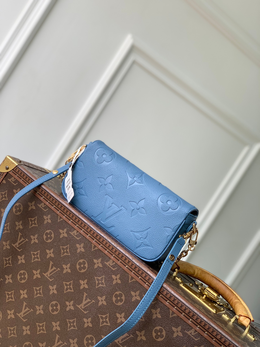 Louis Vuitton Wallet On Chain Ivy