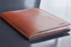 Папка для бумаг из кожи  FULL GRAIN Toscana цвет  DK TAN