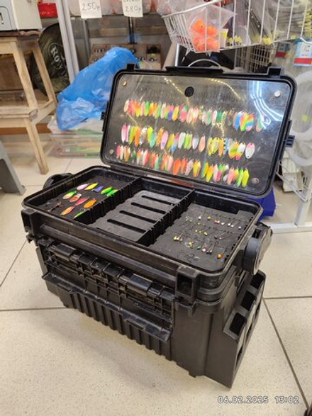 Ящик MEIHO VS-7070 черный