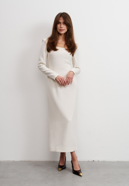 Платье-футляр, молочное