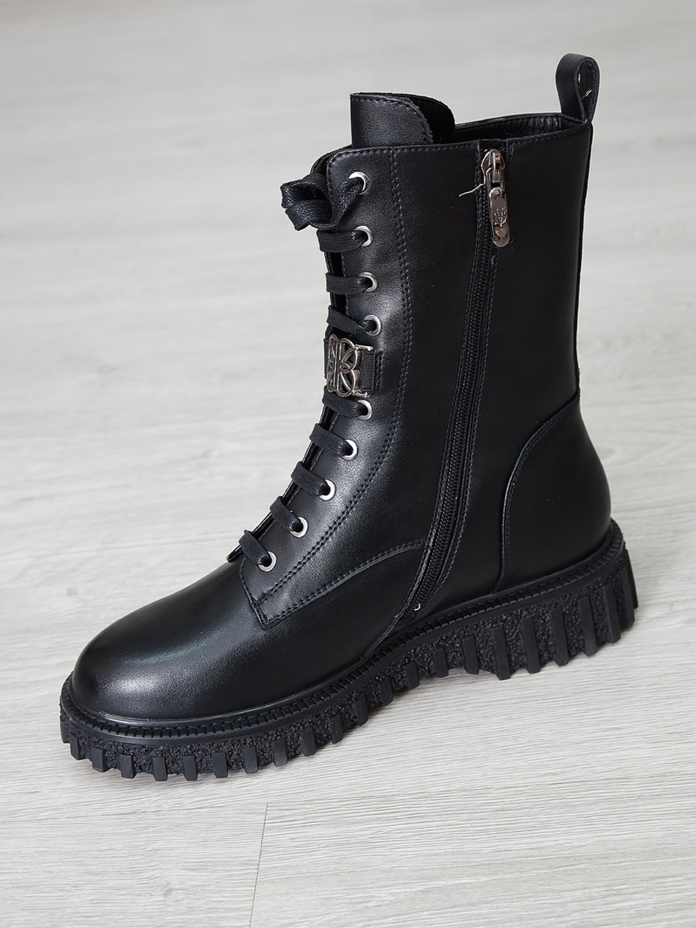 Ботинки женские зимние