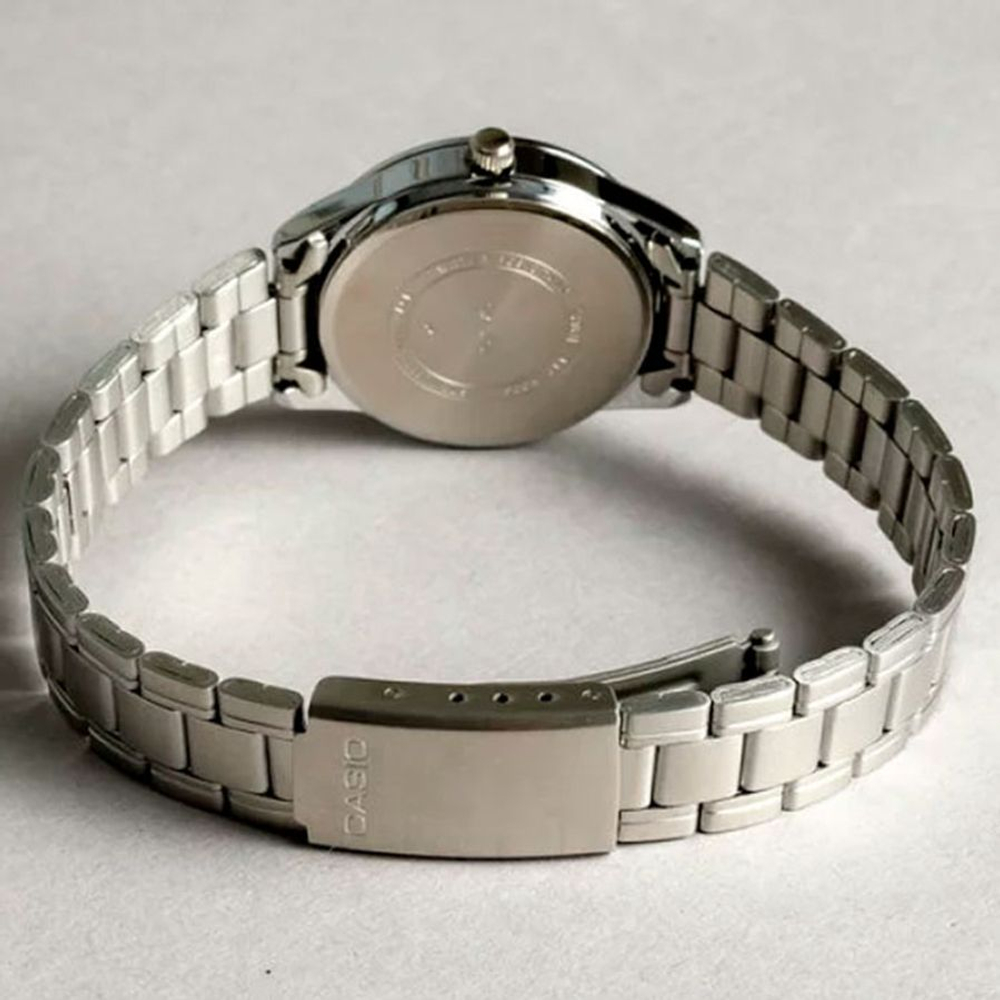 Женские наручные часы Casio LTP-V005D-1B2