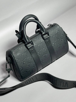 Сумка-мессенджер Louis Vuitton