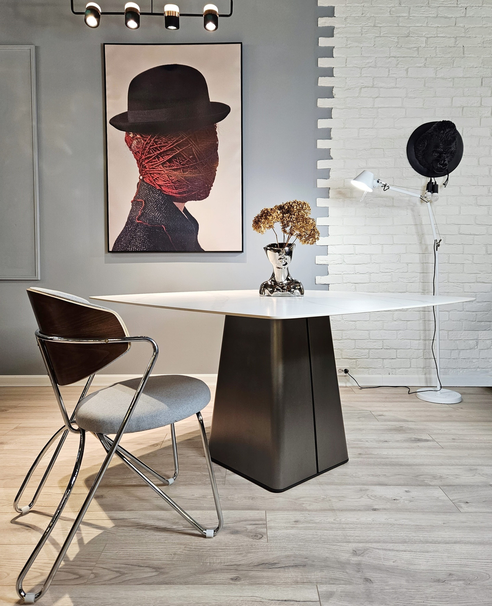 Стол ICON Square