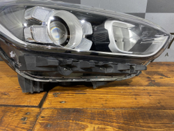 Фара правая галоген Kia Cerato 4 (BD) 18-22 Б/У Оригинал 92102M6100