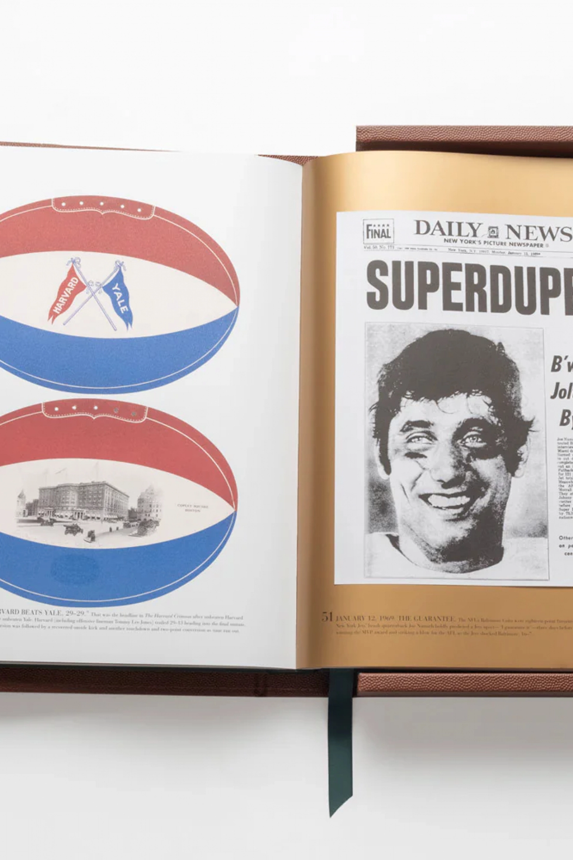 Книга Football: The Impossible Collection