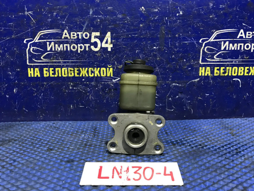 Главный тормозной цилиндр TOYOTA HILUX SURF 1992