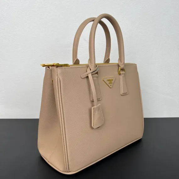 Большая сумка Prada Galleria из сафьяновой кожи