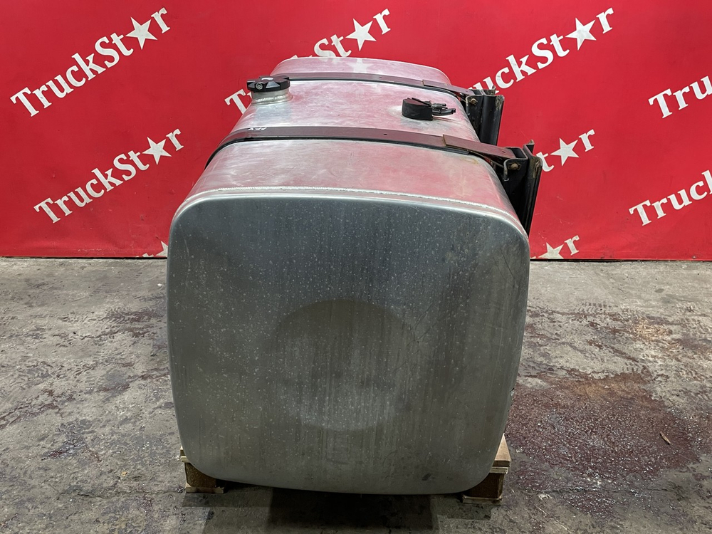 Бак топливный 650L 2018г.