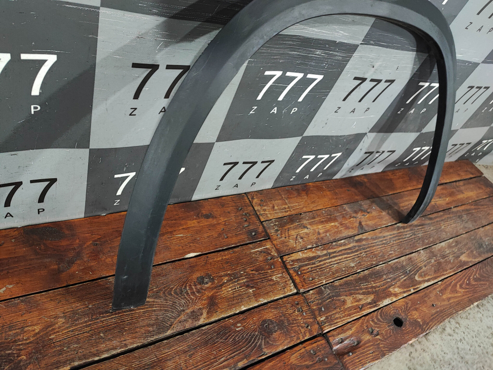 Накладка крыла переднего левого Geely Monjaro 22-нв Б/У Оригинал 8890043440