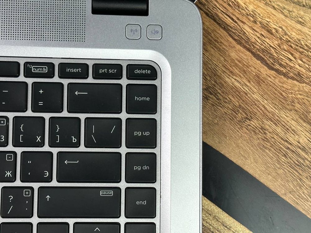 14" Ноутбук HP EliteBook 840 G3 (1920x1080, Intel Core i7-6500U, RAM 8ГБ,SSD 256ГБ, Intel HD Graphics 520, Win 10Pro)