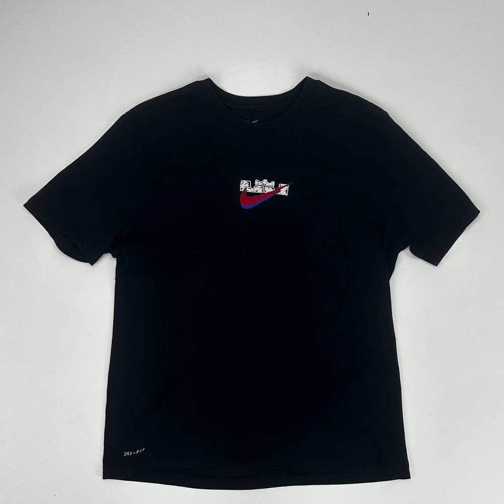 Футболка Nike