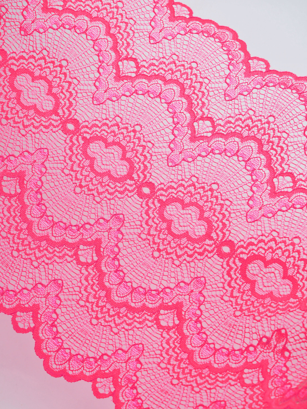 Эластичное кружево розовое-красное неоновое ширина 20.5 см ОТРЕЗ 0,5 м
