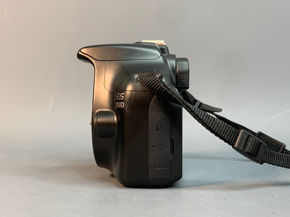 Canon EOS 1100D kit EF-S 18-55mm 3.5-5.6 lll