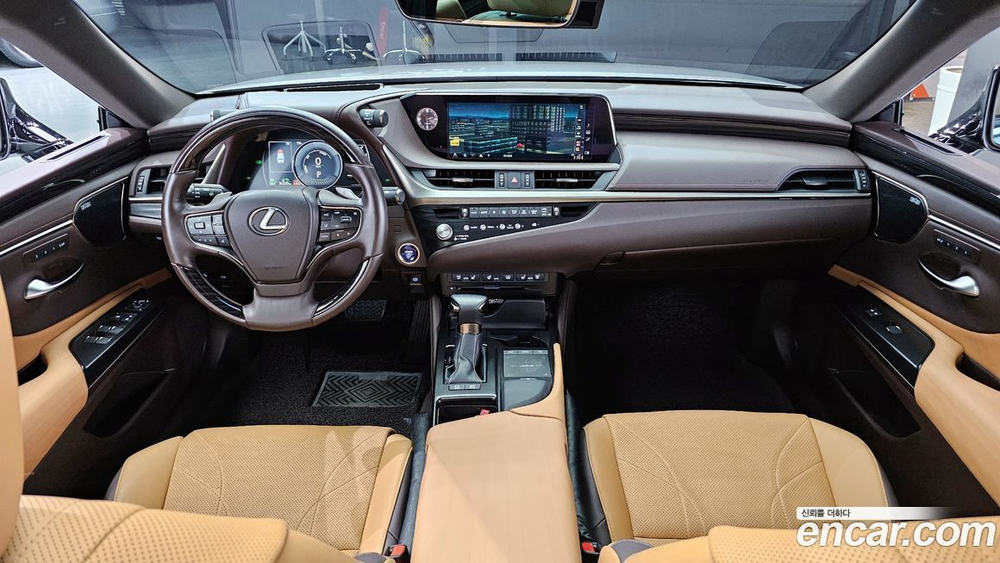 Lexus ES300h 7 Generation Executive (05.2021)