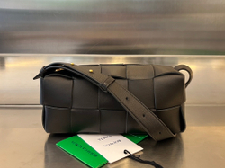 Bottega Veneta Small Brick Cassette 23 cm