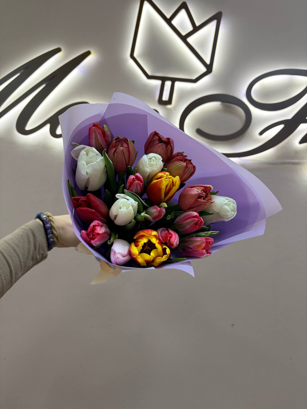 Букет 15 тюльпанов Б-427