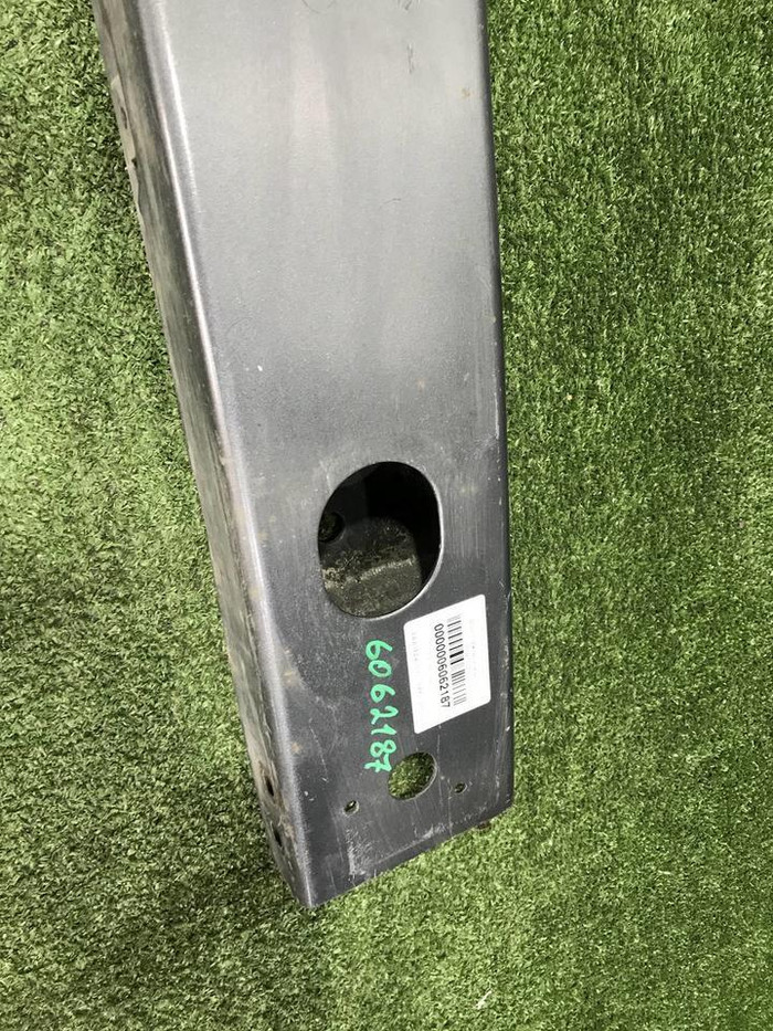 Усилитель передний Range Rover Vogue 4 (2012-2022)