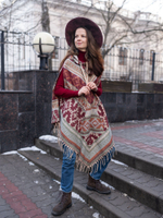 Пончо женское шерстяное с орнаментом