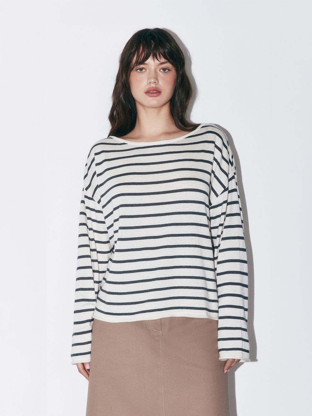 Лонгслив вязаный "Молоко/Графит" женский