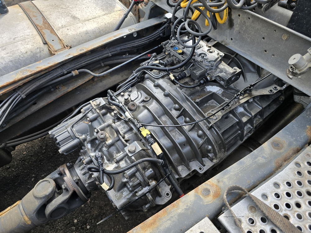 МКПП ZF 16S2033 TDL