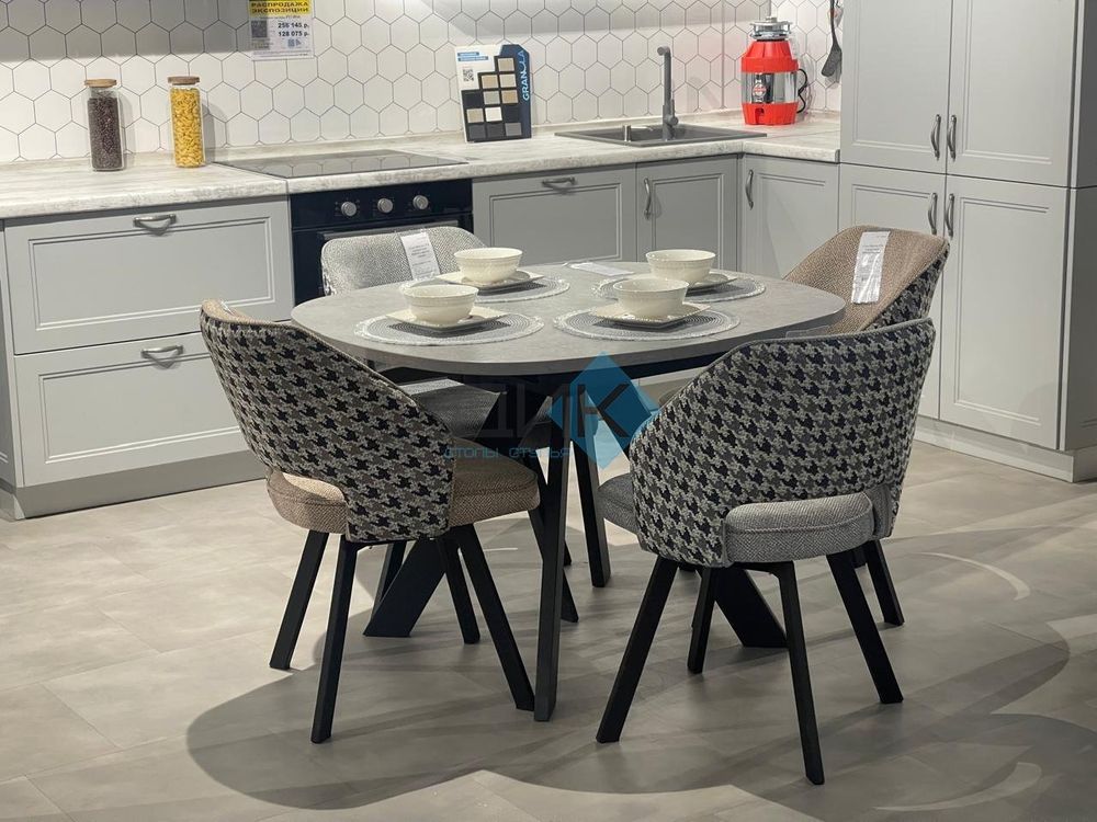 Стол DikLine В110 опоры чёрные